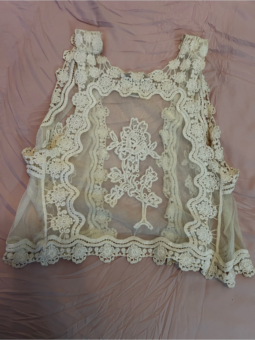 Pinky Cream Crochet Lace Overlay Vest. Size L - Picture 5 of 6